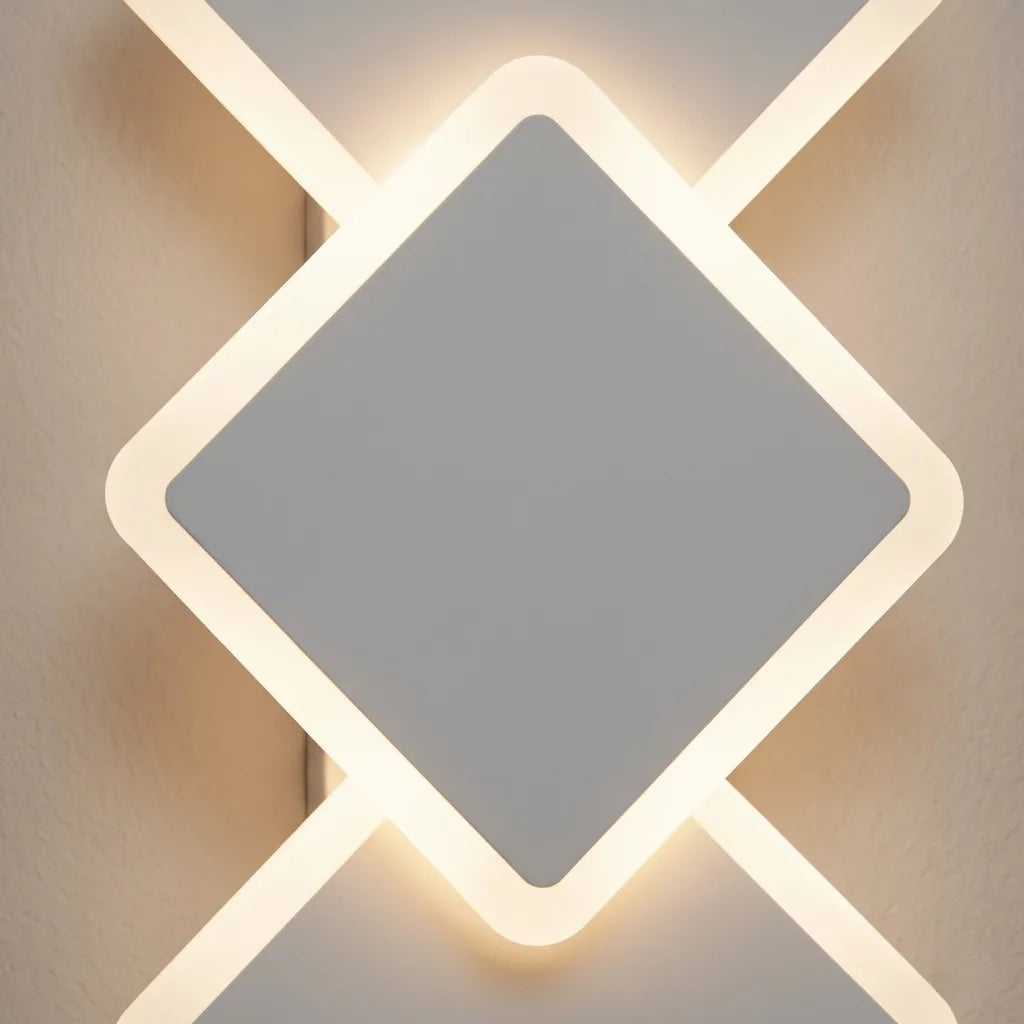 Trisquare – Applique LED a 3 Rombi con CCT Switch