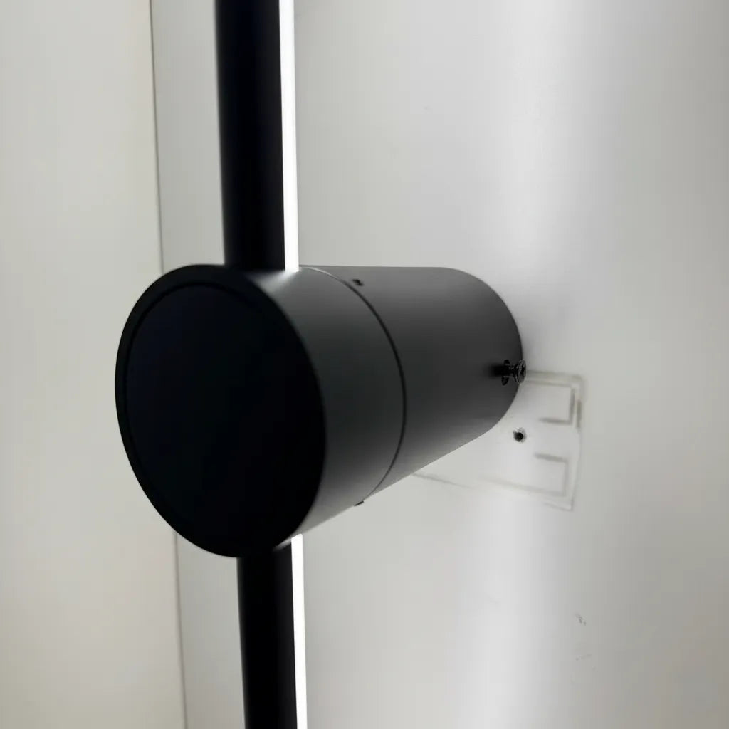 Linear360 – Applique LED Orientabile Design 12W con CCT Switch