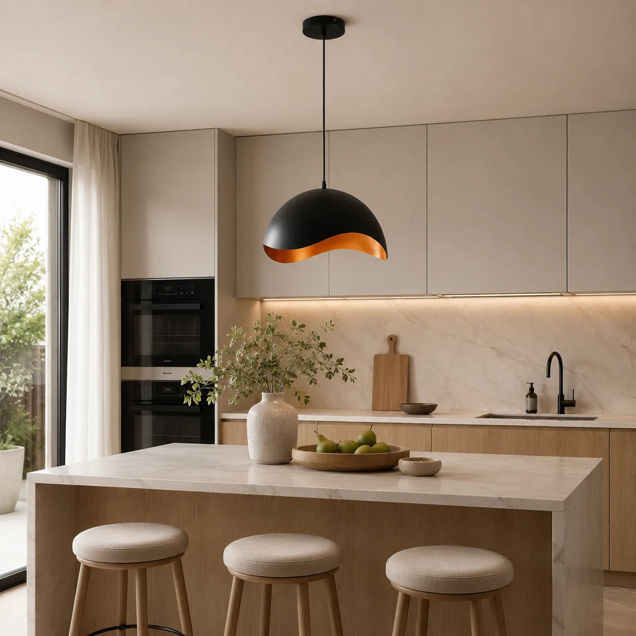 Nami – Lampadario a Sospensione Design Ondulato con Attacco E27